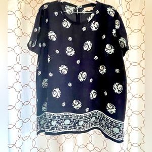 Short sleeve blouse